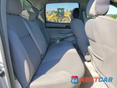 Zdjęcie 10 z 13 samochodu: 2005 TOYOTA TACOMA DOUBLE CAB VIN:5TELU42N95Z080083 - miniatura