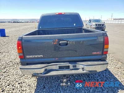 Zdjęcie 6 z 12 samochodu: 2005 GMC NEW SIERRA K1500 VIN:2GTEK13T451219843 - miniatura