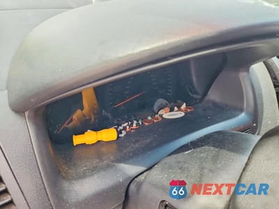 Zdjęcie 9 z 12 samochodu: 2005 HONDA ACCORD LX VIN:1HGCM56445A055241 - miniatura
