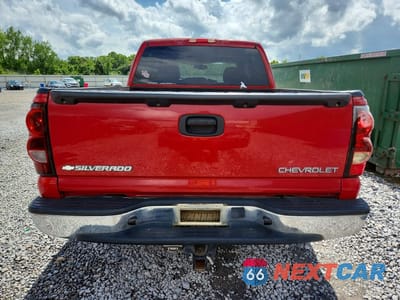 Zdjęcie 6 z 12 samochodu: 2005 CHEVROLET SILVERADO K1500 VIN:2GCEK13T551191261 - miniatura