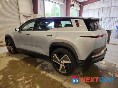 Drugie zdjęcie samochodu z przodu: 2023 FISKER OCEAN VIN:VCF1ZBU27PG006235 - miniatura