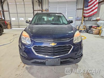 Piąte zdjęcie samochodu w środku: 2017 CHEVROLET EQUINOX LS VIN:2GNALBEKXH1581340 - miniatura