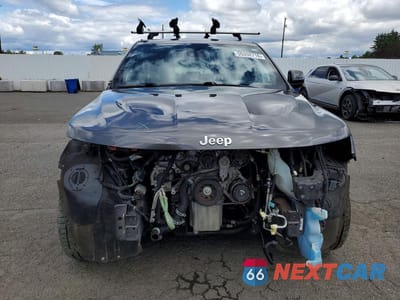 Piąte zdjęcie samochodu w środku: 2014 JEEP GRAND CHEROKEE SRT-8 VIN:1C4RJFDJ6EC446900 - miniatura