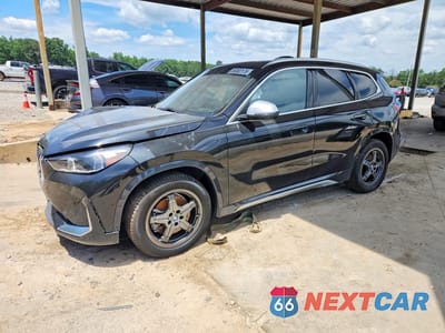 2024 BMW X1 XDRIVE28I WBX73EF08R5Y33204 - główne zdjęcie licytacji z USA - miniatura