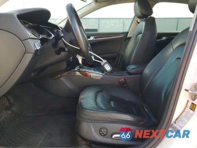 Zdjęcie 7 z 13 samochodu: 2014 AUDI A4 PREMIUM VIN:WAUAFAFL3EN012032 - miniatura