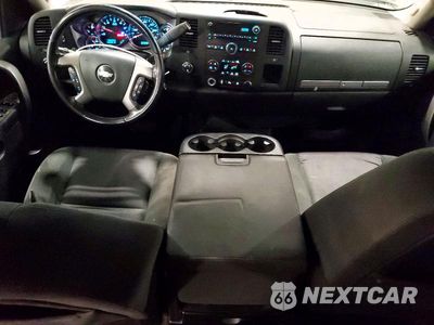 Zdjęcie 8 z 12 samochodu: 2011 CHEVROLET SILVERADO K1500 LT VIN:3GCPKSE35BG266586 - miniatura