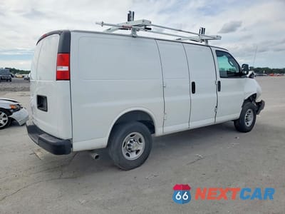 Trzecie zdjęcie samochodu z tyłu: 2024 CHEVROLET EXPRESS G2500 VIN:1GCWGAFP9R1236797 - miniatura