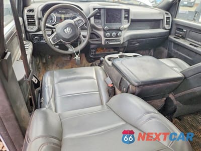 Zdjęcie 8 z 12 samochodu: 2023 RAM 5500 VIN:3C7WRNFLXPG527454 - miniatura