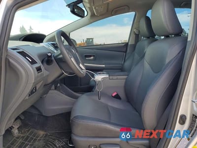 Zdjęcie 7 z 13 samochodu: 2012 TOYOTA PRIUS V FIVE VIN:JTDZN3EU9C3080360 - miniatura