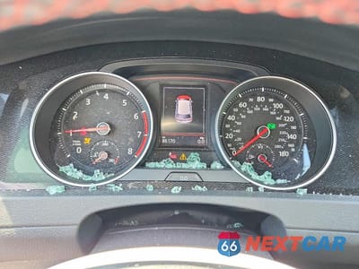 Zdjęcie 9 z 12 samochodu: 2017 VOLKSWAGEN GTI S VIN:3VW4T7AU3HM061965 - miniatura
