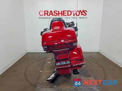 Czwarte zdjęcie samochodu z boku: 1998 HONDA GL1500 A VIN:1HFSC2205WA001839 - miniatura