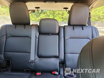 Zdjęcie 10 z 14 samochodu: 2026 JEEP WRANGLER SAHARA VIN:1C4PJXEG1TW221361 - miniatura