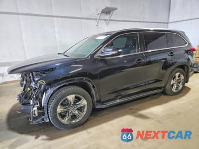 2018 TOYOTA HIGHLANDER LIMITED 5TDDZRFH6JS907262 - główne zdjęcie licytacji z USA - miniatura