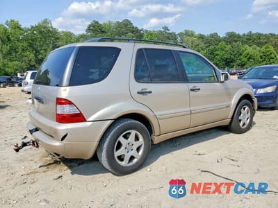 Trzecie zdjęcie samochodu z tyłu: 2002 MERCEDES-BENZ ML 500 VIN:4JGAB75E42A359081 - miniatura