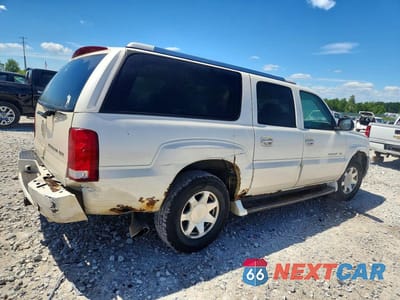 Trzecie zdjęcie samochodu z tyłu: 2004 CADILLAC ESCALADE ESV VIN:3GYFK66N14G288293 - miniatura