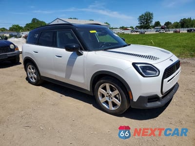Czwarte zdjęcie samochodu z boku: 2026 MINI COUNTRYMAN S ALL4 VIN:WMZ23GA04T7U08861 - miniatura