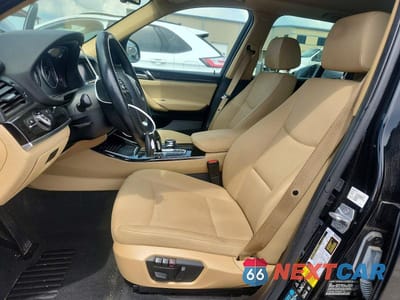 Zdjęcie 7 z 12 samochodu: 2017 BMW X3 XDRIVE28I VIN:5UXWX9C33H0W67753 - miniatura