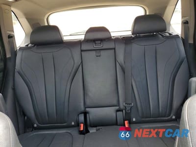 Zdjęcie 10 z 13 samochodu: 2015 BMW X5 XDRIVE50I VIN:5UXKR6C55F0J75411 - miniatura