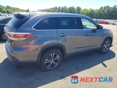 Trzecie zdjęcie samochodu z tyłu: 2016 TOYOTA HIGHLANDER XLE VIN:5TDJKRFH3GS504663 - miniatura