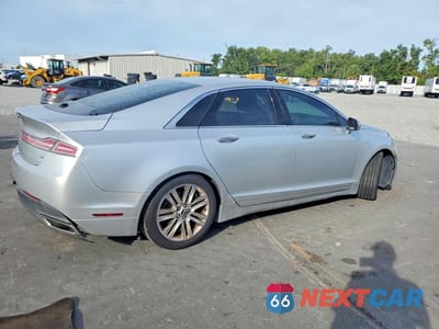Trzecie zdjęcie samochodu z tyłu: 2016 LINCOLN MKZ VIN:3LN6L2GK2GR633450 - miniatura