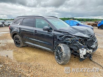 Czwarte zdjęcie samochodu z boku: 2021 KIA SORENTO SX VIN:5XYRKDLF3MG046592 - miniatura