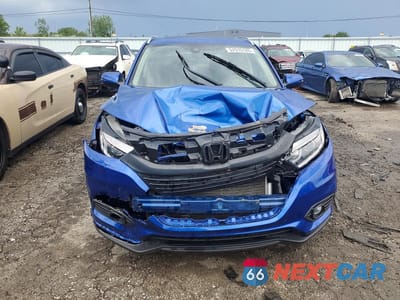 Piąte zdjęcie samochodu w środku: 2021 HONDA HR-V EX VIN:3CZRU6H55MM718056 - miniatura