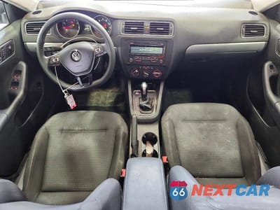 Zdjęcie 8 z 12 samochodu: 2015 VOLKSWAGEN JETTA SE VIN:3VWD17AJ5FM245863 - miniatura