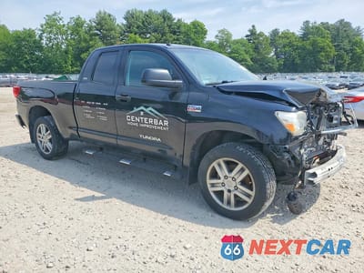 Czwarte zdjęcie samochodu z boku: 2013 TOYOTA TUNDRA DOUBLE CAB SR5 VIN:5TFUY5F14DX307241 - miniatura