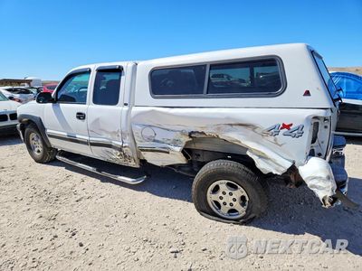 Drugie zdjęcie samochodu z przodu: 2001 CHEVROLET SILVERADO K1500 VIN:3GNFK16T3YG226141 - miniatura