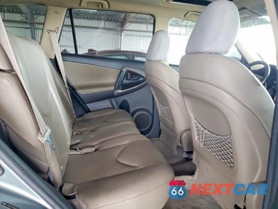 Zdjęcie 11 z 13 samochodu: 2007 TOYOTA RAV4 LIMITED VIN:JTMZD31V076037547 - miniatura