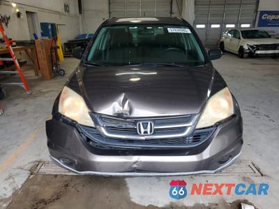 Piąte zdjęcie samochodu w środku: 2010 HONDA CR-V LX VIN:5J6RE3H38AL014182 - miniatura