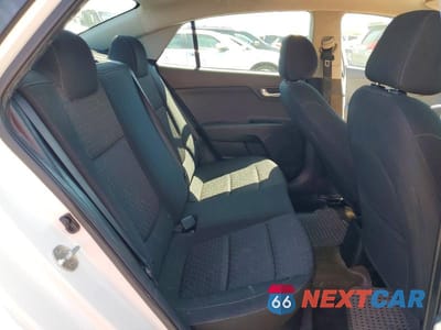 Zdjęcie 10 z 13 samochodu: 2020 KIA RIO LX VIN:3KPA24AD5LE273762 - miniatura