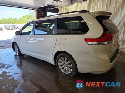 Drugie zdjęcie samochodu z przodu: 2012 TOYOTA SIENNA XLE 7-PASSENGER VIN:5TDDK3DCXCS040055 - miniatura