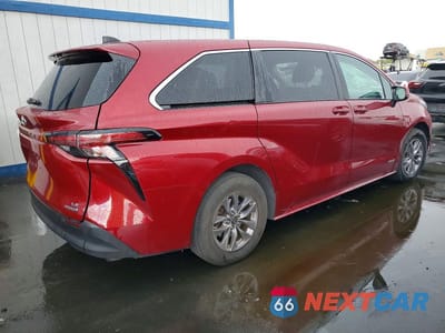 Trzecie zdjęcie samochodu z tyłu: 2021 TOYOTA SIENNA LE VIN:5TDKRKEC5MS042986 - miniatura