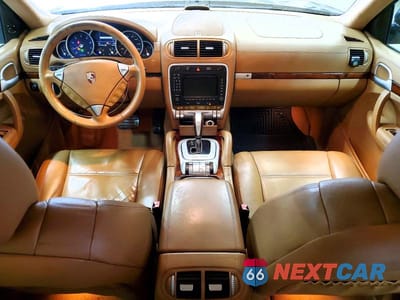 Zdjęcie 8 z 13 samochodu: 2008 PORSCHE CAYENNE TURBO VIN:WP1AC29P78LA83412 - miniatura