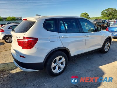Trzecie zdjęcie samochodu z tyłu: 2011 BMW X3 XDRIVE28I VIN:5UXWX5C54BL702932 - miniatura