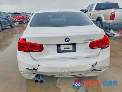 Zdjęcie 6 z 12 samochodu: 2018 BMW 330 I VIN:WBA8B9G5XJNU96235 - miniatura
