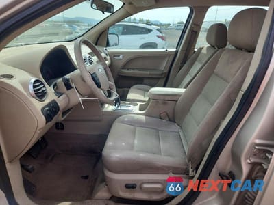 Zdjęcie 7 z 14 samochodu: 2005 FORD FREESTYLE SE VIN:1FMZK01155GA13989 - miniatura