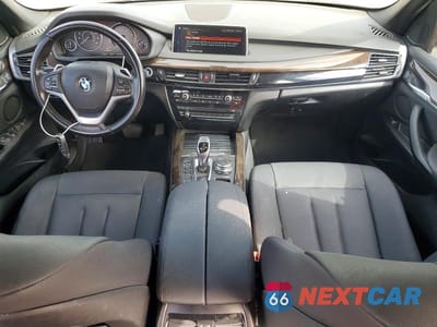 Zdjęcie 8 z 12 samochodu: 2018 BMW X5 VIN:5UXKR2C51J0X07724 - miniatura