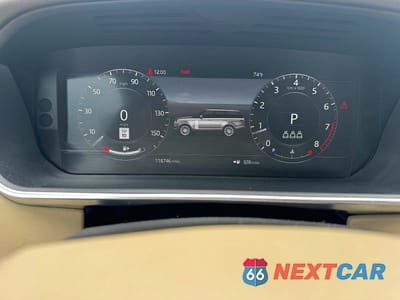 Zdjęcie 8 z 13 samochodu: 2019 LAND ROVER RANGE ROVER HSE VIN:SALGS2SV6KA532162 - miniatura