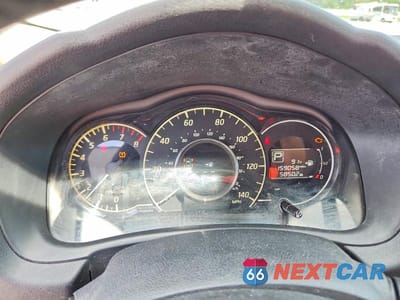 Zdjęcie 9 z 12 samochodu: 2016 NISSAN VERSA NOTE SR VIN:3N1CE2CP5GL378916 - miniatura