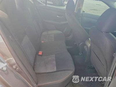 Zdjęcie 10 z 12 samochodu: 2022 NISSAN SENTRA SR VIN:3N1AB8DV6NY261586 - miniatura