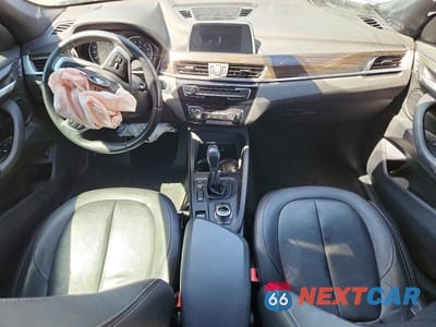 Zdjęcie 8 z 13 samochodu: 2018 BMW X1 XDRIVE28I VIN:WBXHT3C36J5K25189 - miniatura