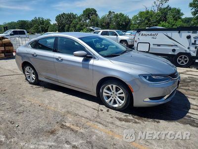 Czwarte zdjęcie samochodu z boku: 2015 CHRYSLER 200 LIMITED VIN:1C3CCCABXFN748356 - miniatura