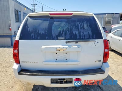 Zdjęcie 6 z 13 samochodu: 2007 CHEVROLET SUBURBAN C1500 VIN:3GNFC16067G173954 - miniatura