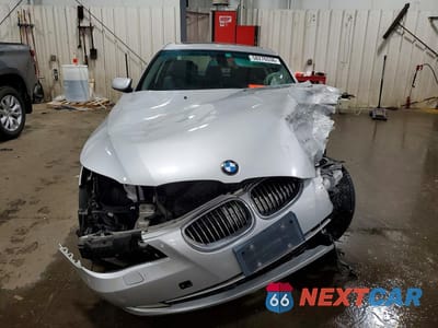 Piąte zdjęcie samochodu w środku: 2009 BMW 528 XI VIN:WBANV13599C151884 - miniatura