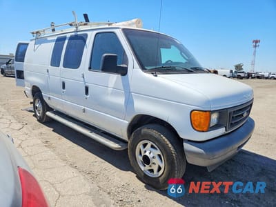 Czwarte zdjęcie samochodu z boku: 2007 FORD ECONOLINE E250 VAN VIN:1FTNE24W27DA41010 - miniatura
