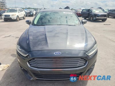 Piąte zdjęcie samochodu w środku: 2015 FORD FUSION SE VIN:3FA6P0HDXFR288427 - miniatura