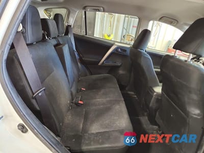 Zdjęcie 11 z 13 samochodu: 2018 TOYOTA RAV4 LE VIN:JTMBFREV6JJ232730 - miniatura