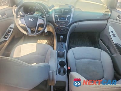 Zdjęcie 8 z 12 samochodu: 2017 HYUNDAI ACCENT SE VIN:KMHCT4AE4HU252193 - miniatura